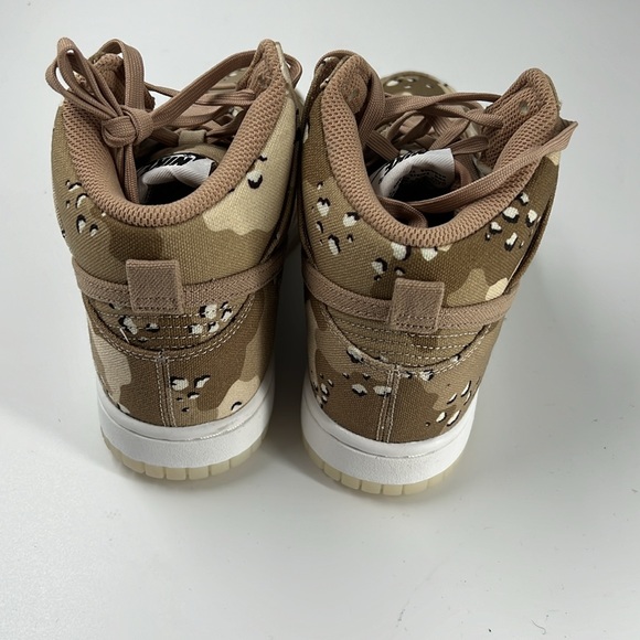 Nike Dunk High - Picture 3 of 4